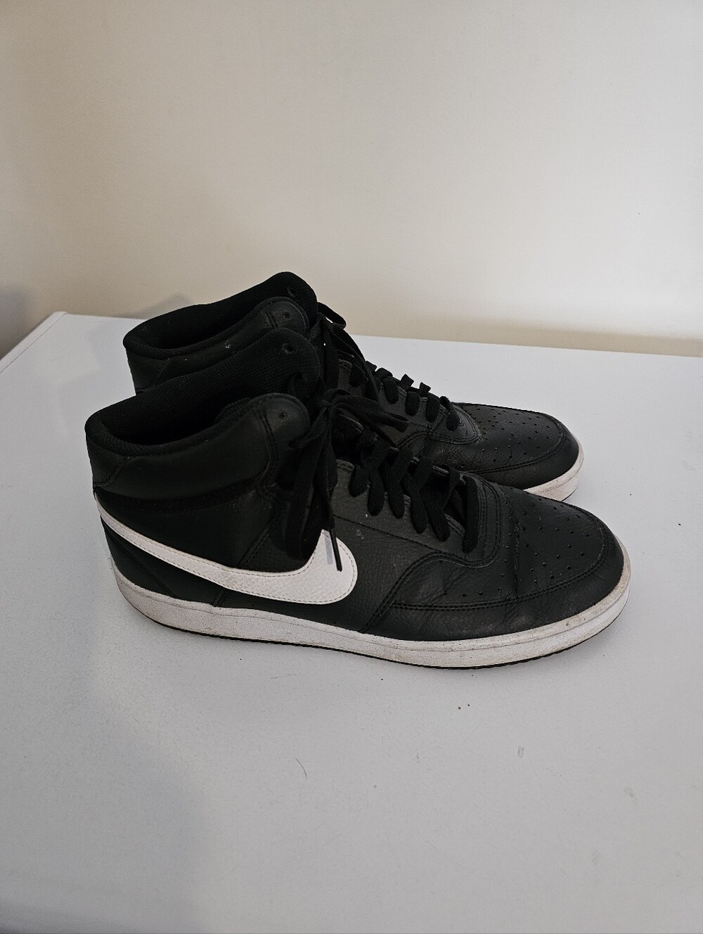 Men's Nike Black High-Top Athletic Sneakers